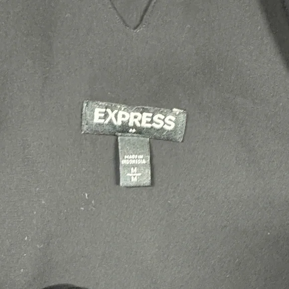 Express Women's Black V-Neck Cami Tank Top - Picture 3 of 3